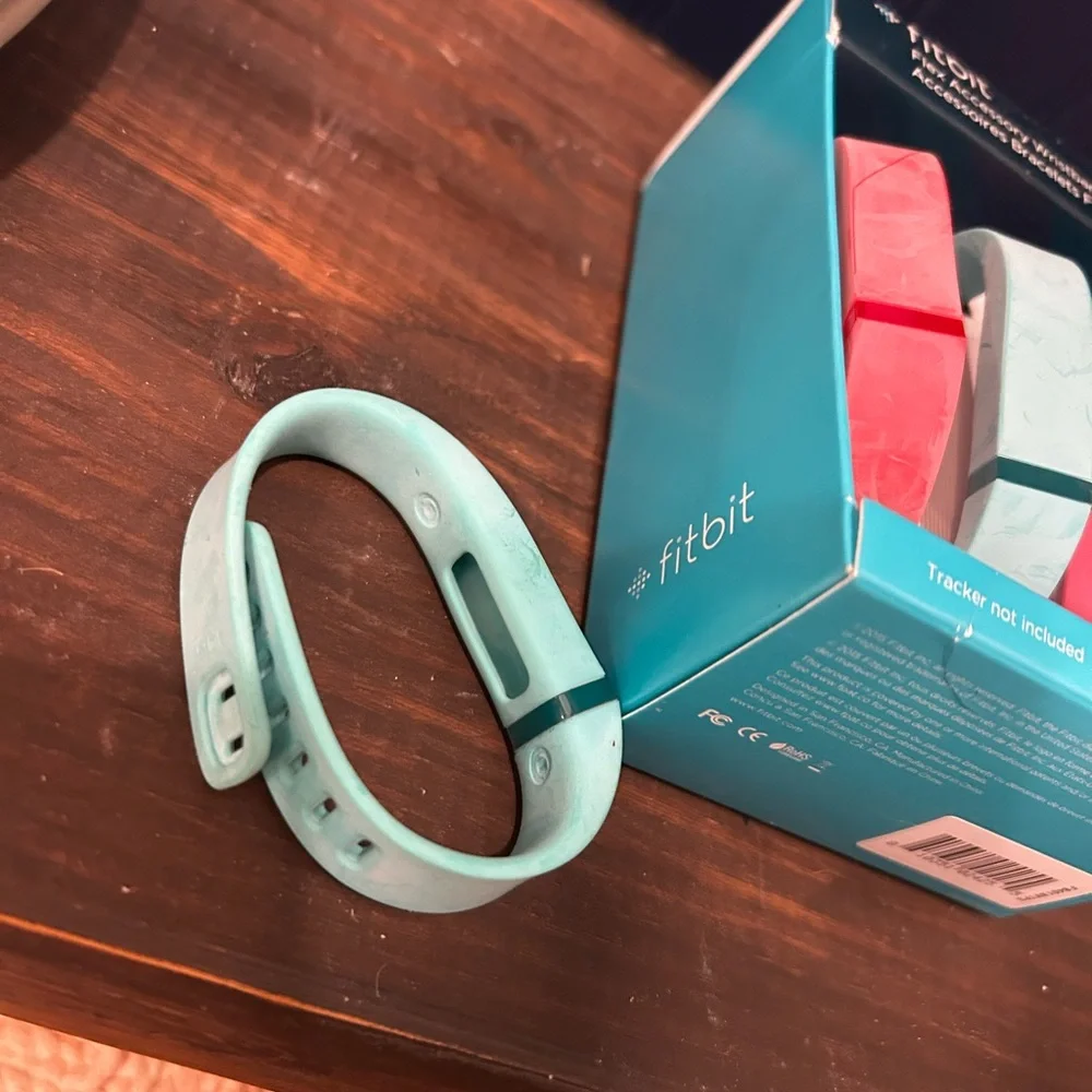 4 Fitbit Flex Silicone Wristbands